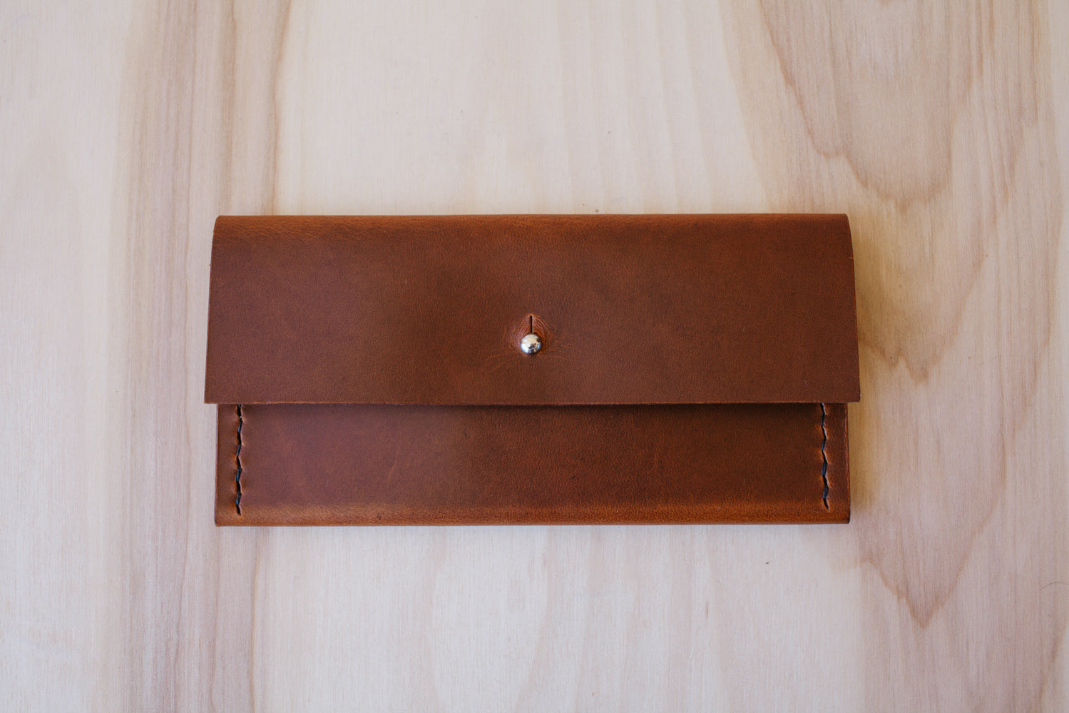 Héritage Stud Wallet - Cognac