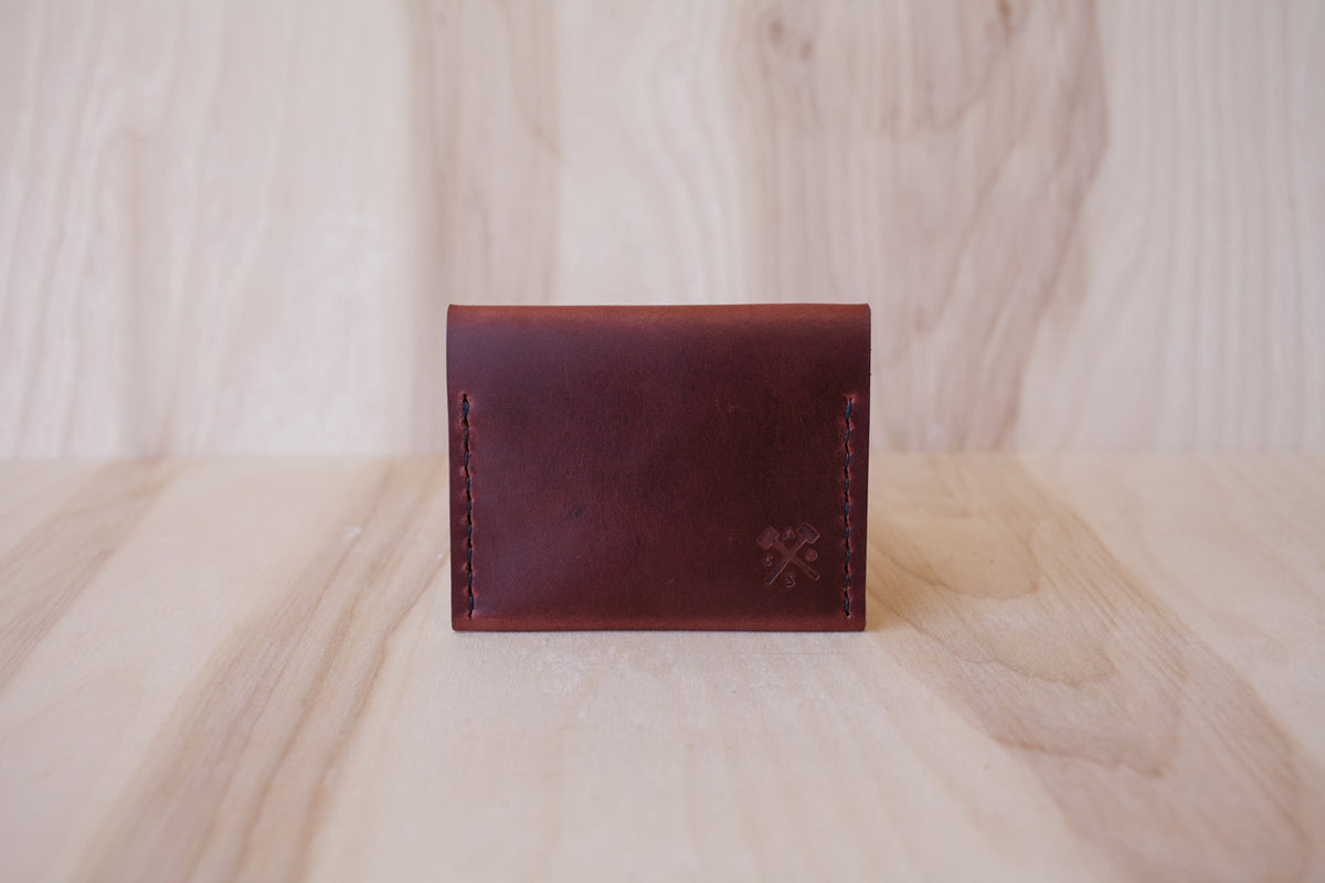 Héritage Compact Stud Wallet - Burgundy