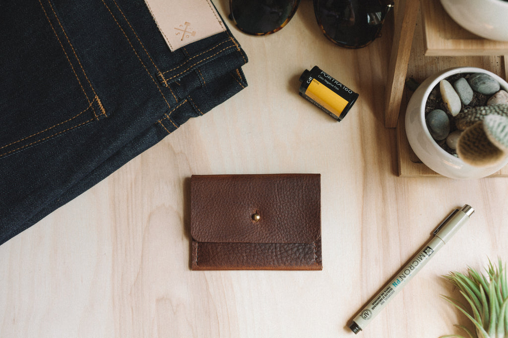 Stud Cardholder - Kodiak