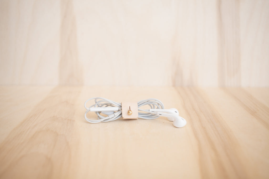 Cord Keeper - Oak Leaf