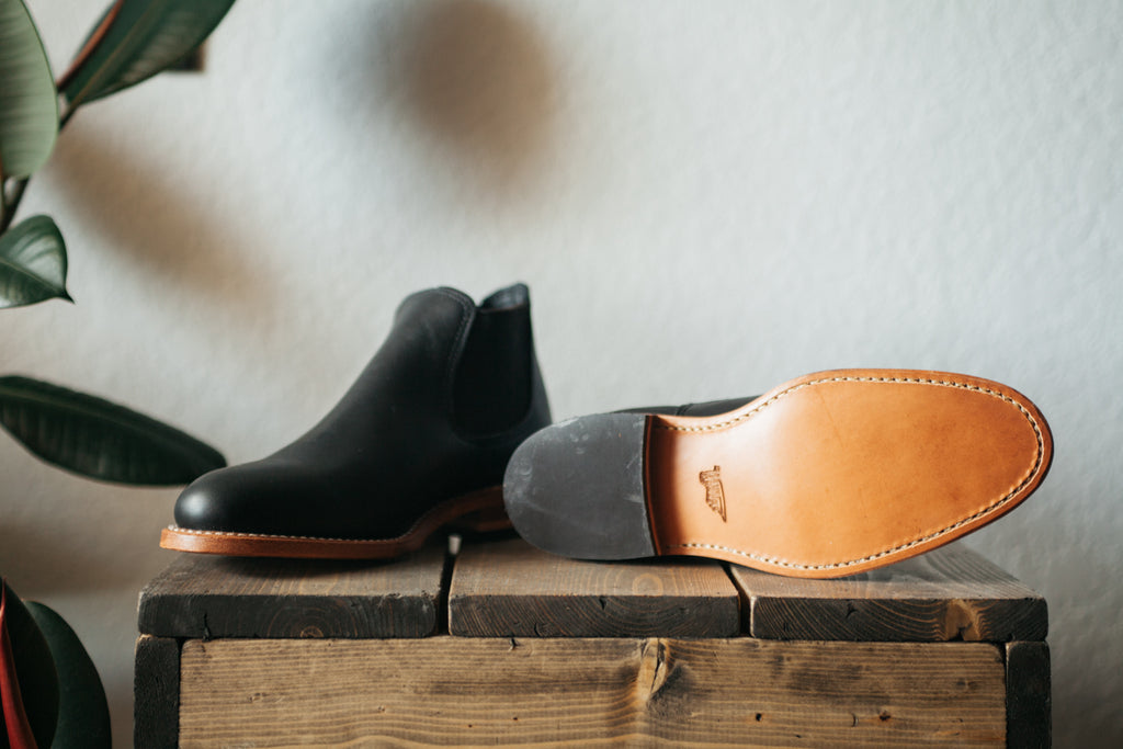 Red Wing Carol - Black Size 6.5 (Open Box)