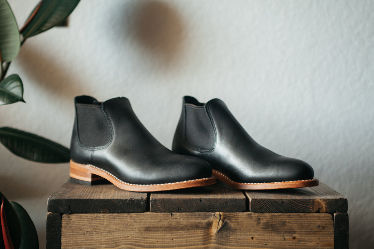 Red Wing Carol - Black