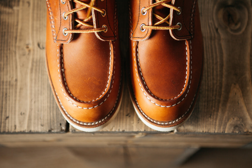 Red Wing Classic Moc - Oro Size 8.5 (Open Box)