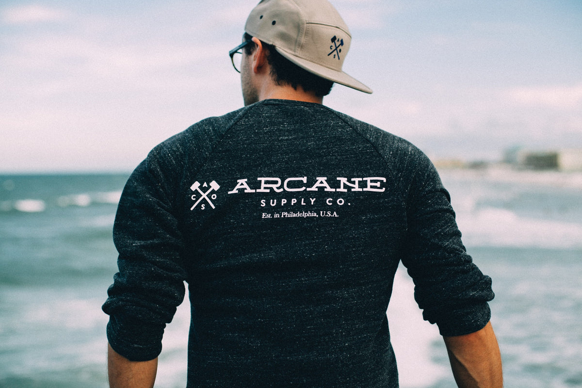 Graphic Crewneck - Navy